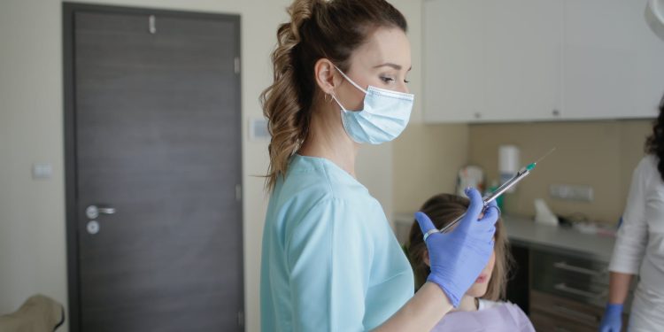 5 Things aspiring doctors should know about Caribbean Medical School