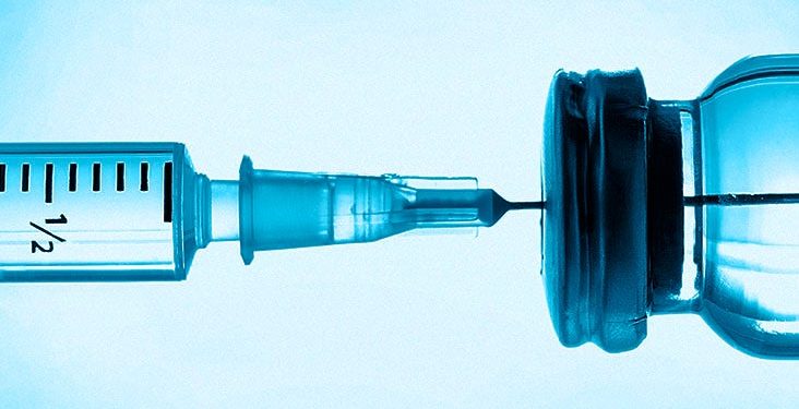 Important Considerations When Starting Male Hormone Replacement Therapy Online