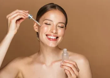 Skin Tightening: Anti-aging and Skin Care Guide to Rejuvenate Your Natural Beauty